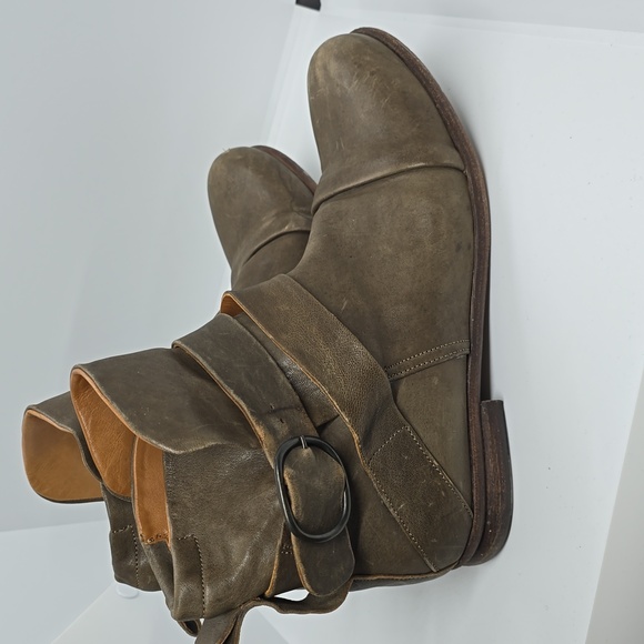 P Monjo dull green Leather buckle Up Ankle Boots, - Picture 1 of 5